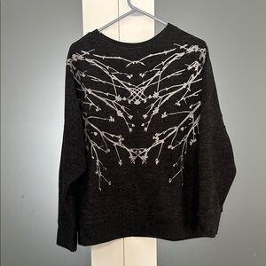 Black and Gray Women's Crew Neck Sweater